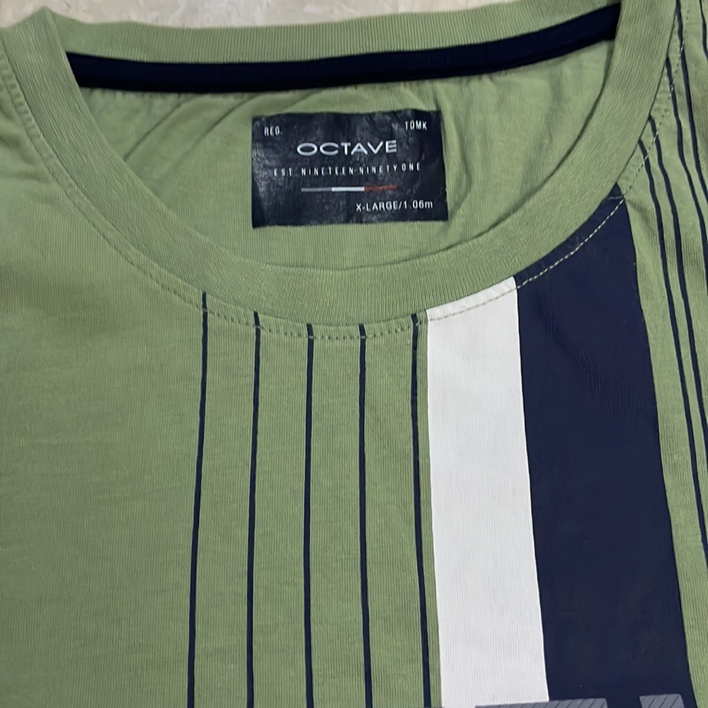 Octave T Shirt 🍏 - Picture 3 of 8